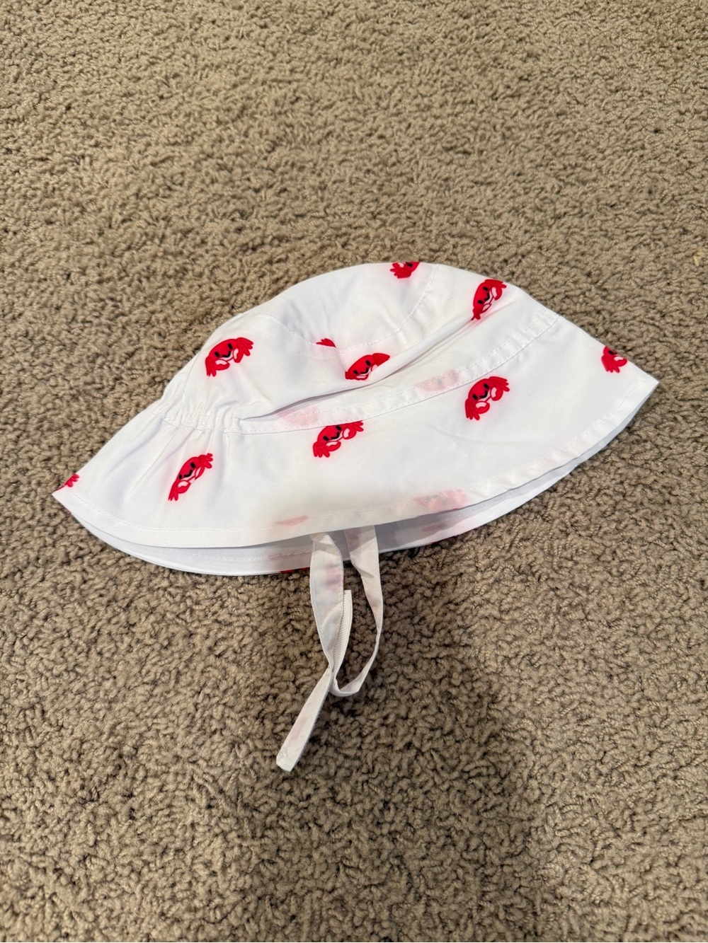 Monica + Andy UPF 50+ Sun Hat with Crab Print (Small: 0-12M; Head cir. 40cm)